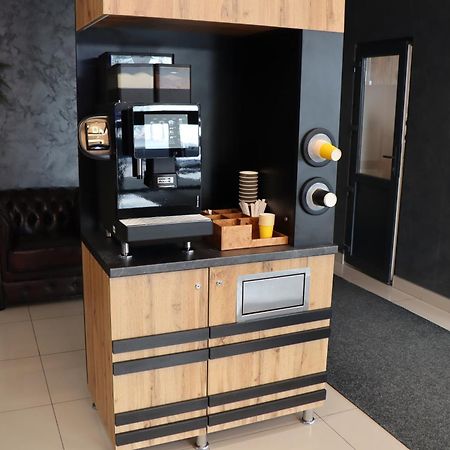 Hotel Sobkoff Khmelʼnytsʼkyy Esterno foto