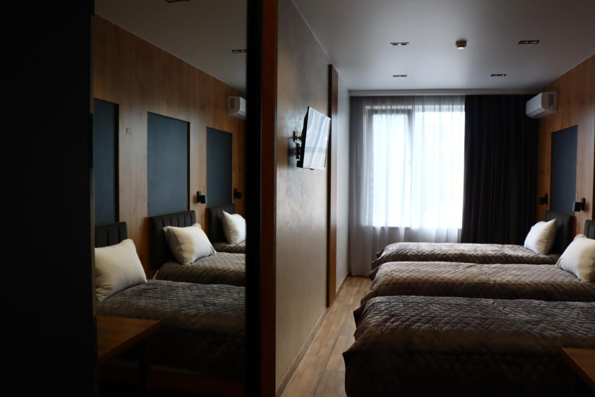 Hotel Sobkoff Khmelʼnytsʼkyy Esterno foto