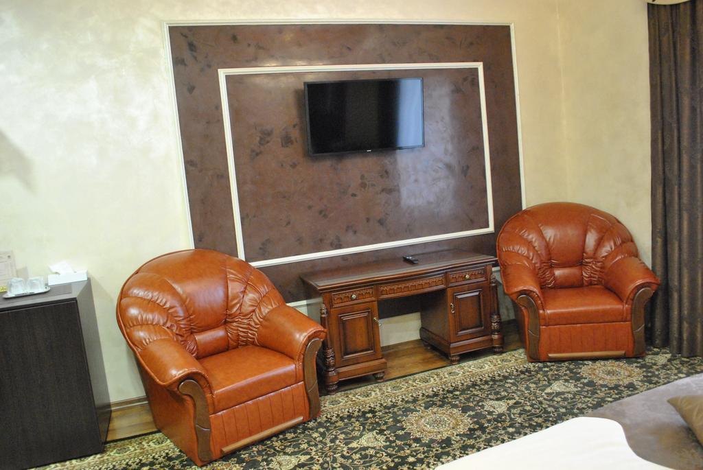 Hotel Sobkoff Khmelʼnytsʼkyy Esterno foto
